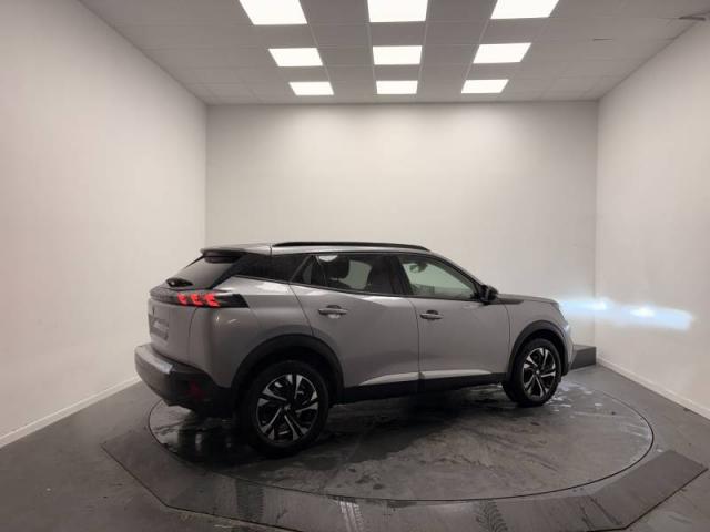 Peugeot 2008 image 3