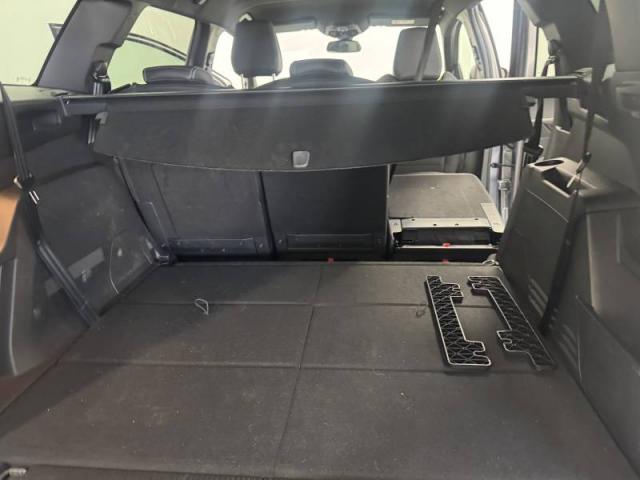 Peugeot 5008 image 9