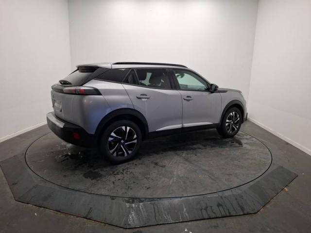 Peugeot 2008 image 3