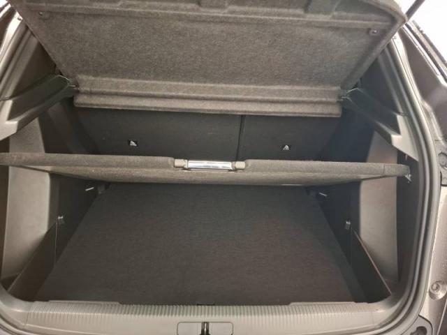 Peugeot 2008 image 9