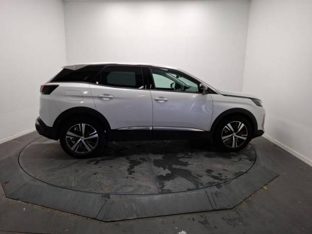 Peugeot 3008 image 2