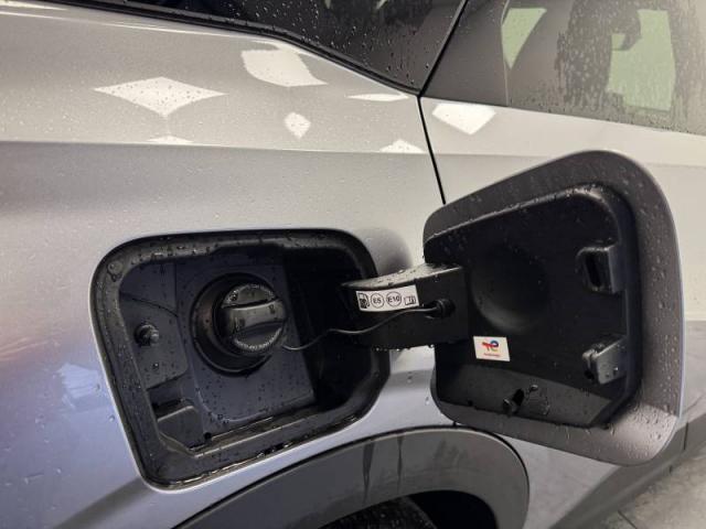 Peugeot 3008 image 1