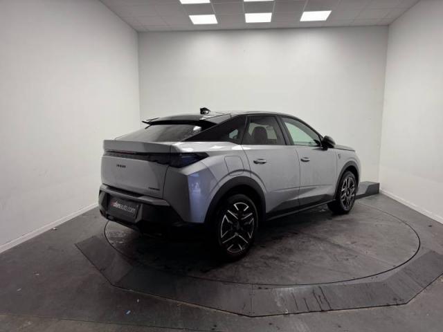 Peugeot 3008 image 2