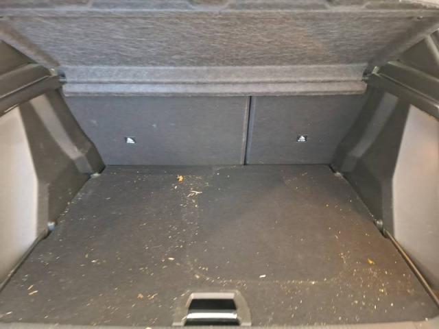 Peugeot 2008 image 4