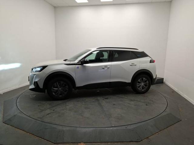 Peugeot 2008 image 1