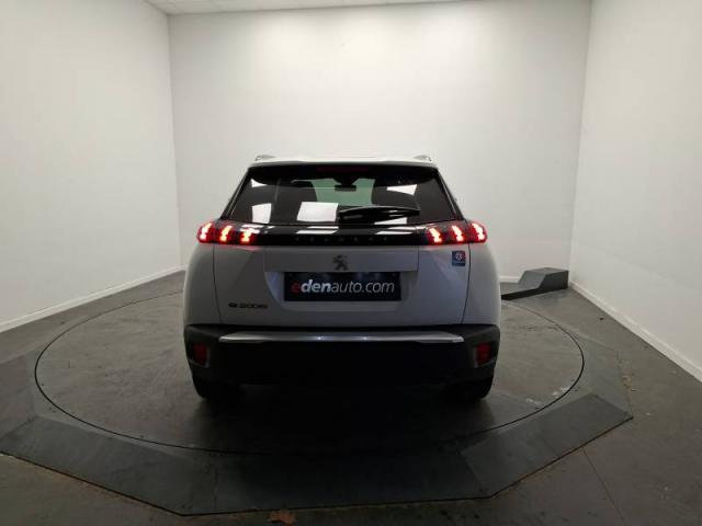 Peugeot 2008 image 9