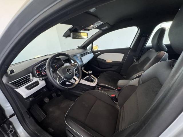 Renault Clio image 2