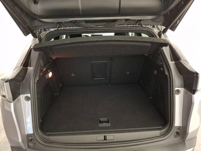 Peugeot 3008 image 2