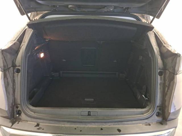 Peugeot 3008 image 3