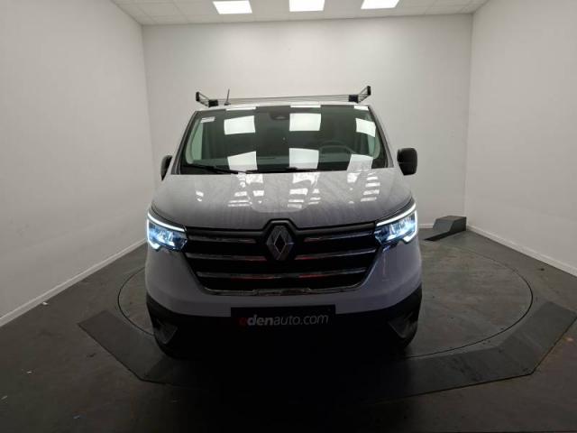 Renault Trafic image 9