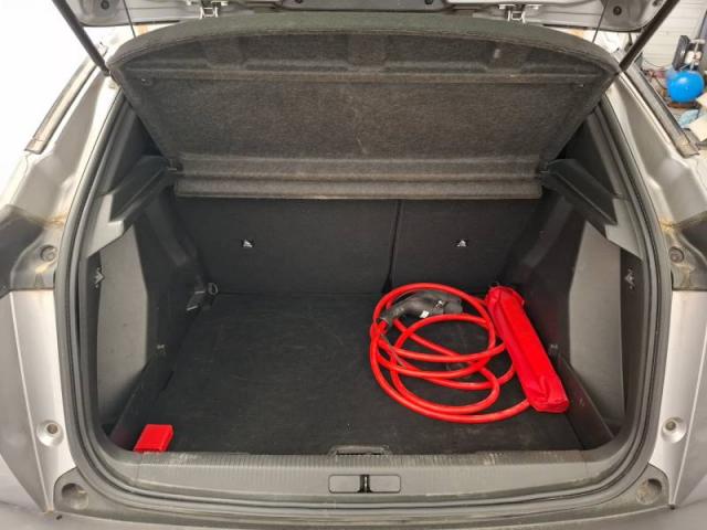 Peugeot 2008 image 8