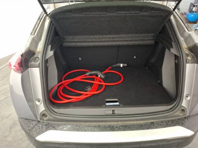Peugeot 2008 image 9