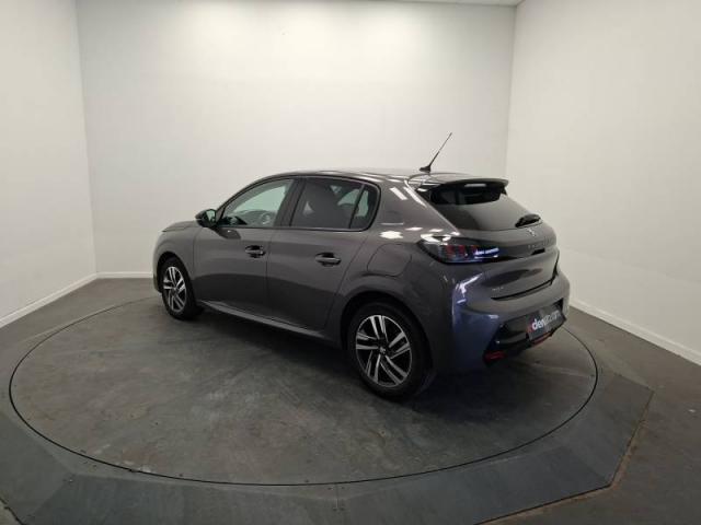 Peugeot 208 image 9