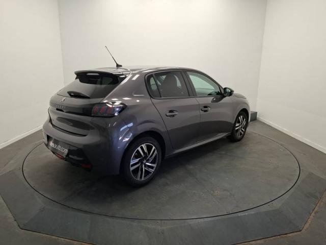 Peugeot 208 image 4