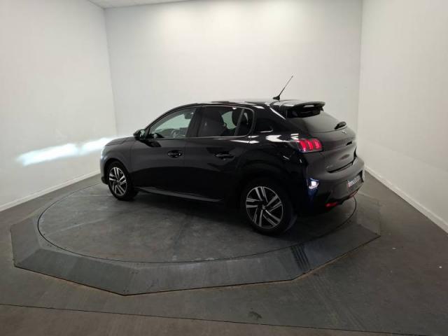 Peugeot 208 image 3