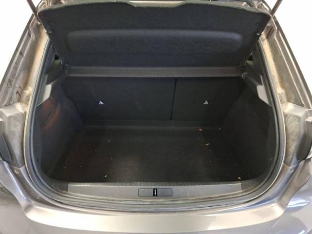 Peugeot 208 image 1
