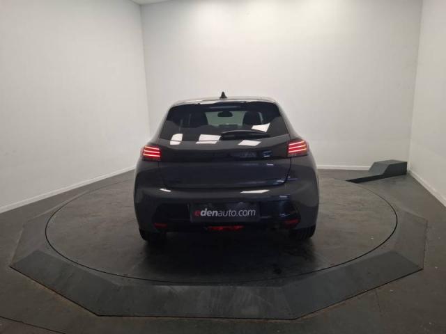 Peugeot 208 image 7