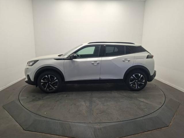 Peugeot 2008 image 2