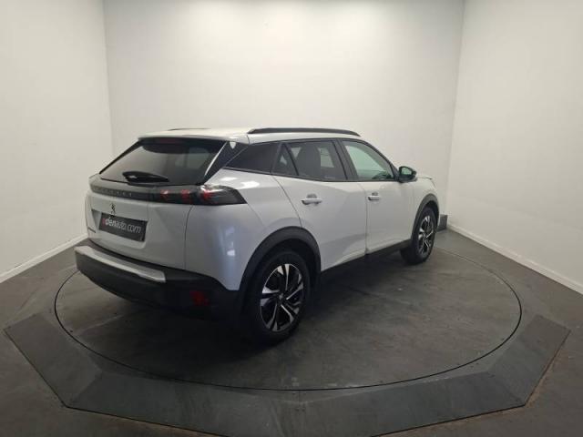Peugeot 2008 image 9
