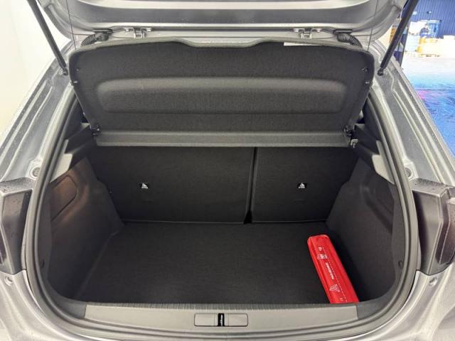 Peugeot 208 image 7