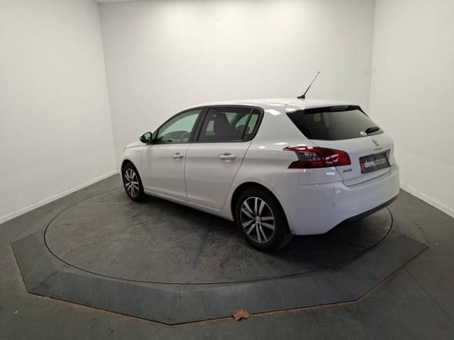 Peugeot 308 image 9