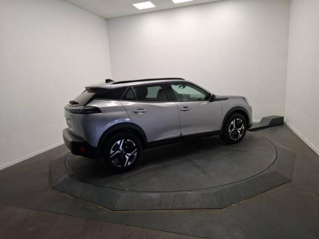 Peugeot 2008 image 2