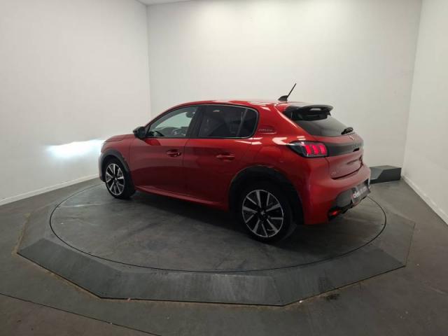 Peugeot 208 image 9