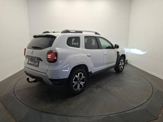 Dacia Duster image 4