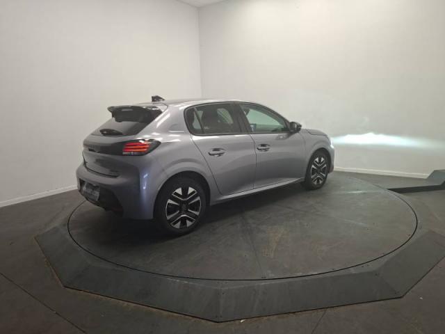 Peugeot 208 image 4
