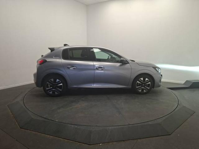 Peugeot 208 image 3