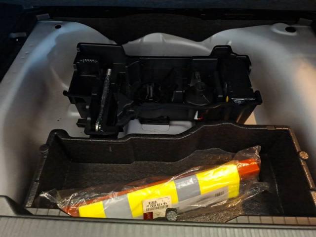 Peugeot 2008 image 6