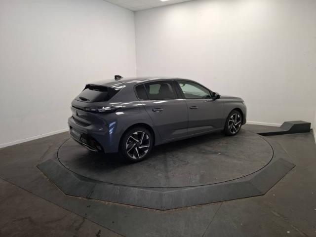 Peugeot 308 image 8