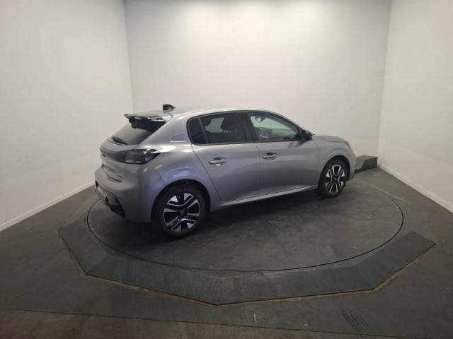 Peugeot 208 image 5