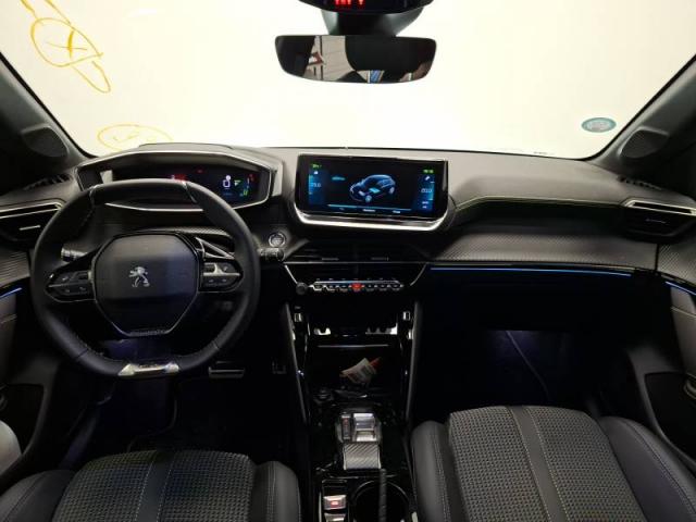 Peugeot 208 image 1