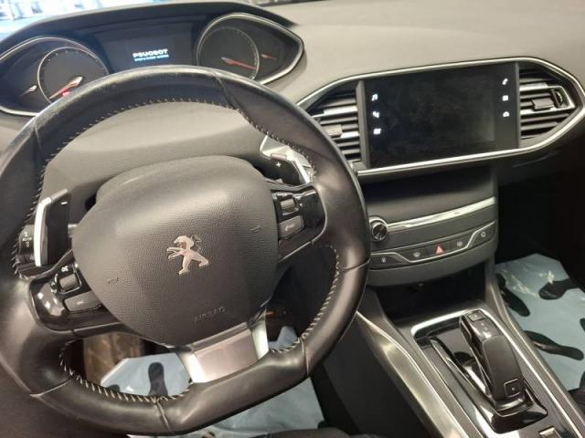 Peugeot 308 image 6