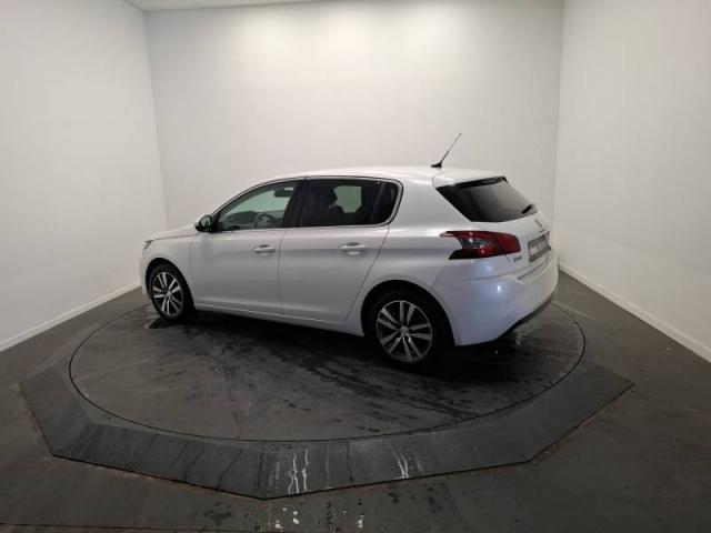 Peugeot 308 image 3
