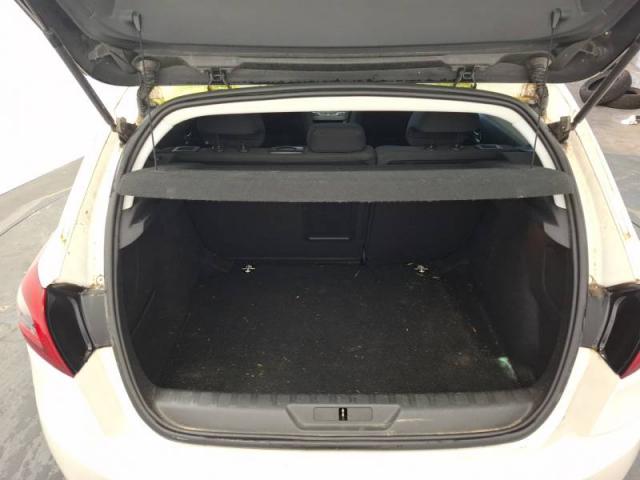 Peugeot 308 image 2