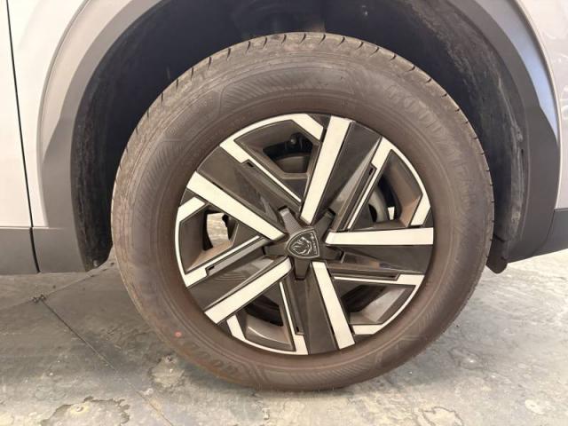 Peugeot 2008 image 8