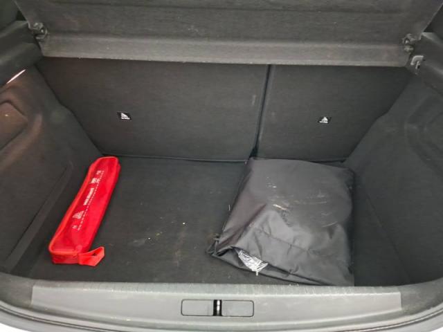 Peugeot 208 image 4