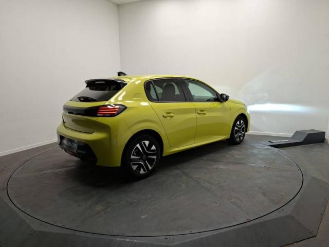 Peugeot 208 image 2