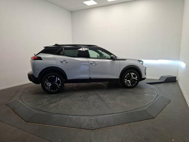 Peugeot 2008 image 3