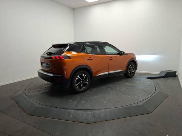 Peugeot 2008 image 2