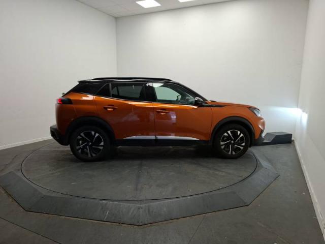 Peugeot 2008 image 8