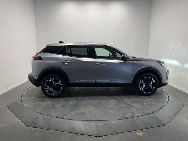 Peugeot 2008 image 8