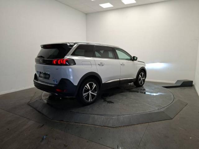 Peugeot 5008 image 6