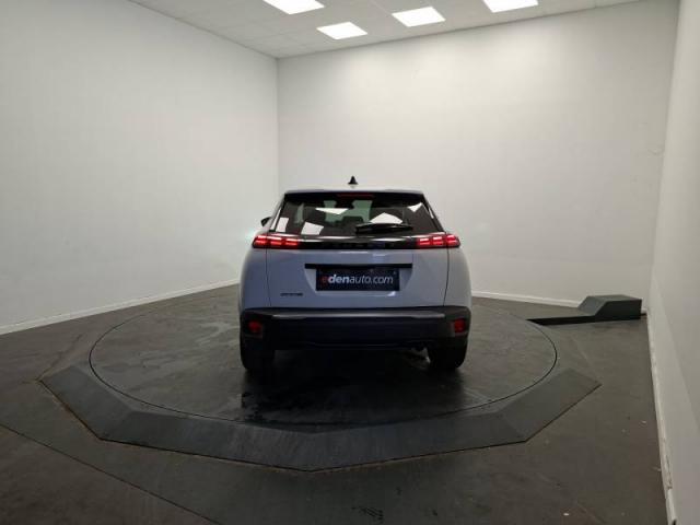 Peugeot 2008 image 8