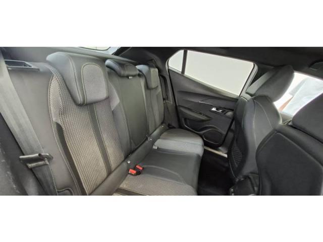 Peugeot 2008 image 4