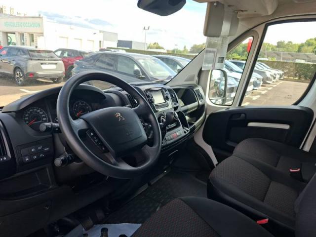 Peugeot Boxer image 3