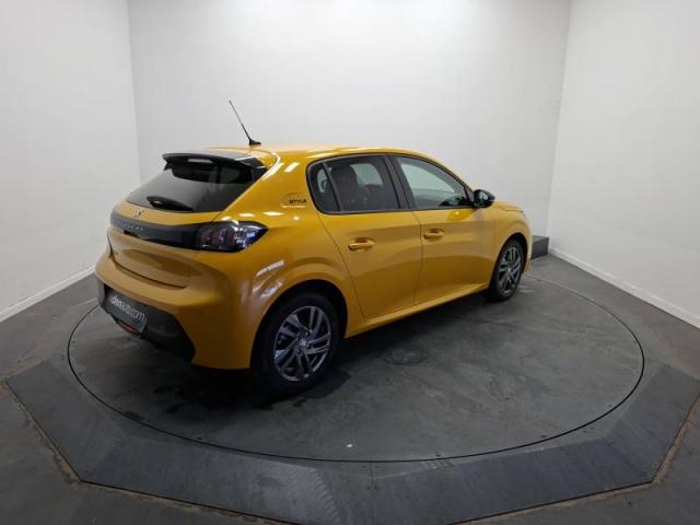 Peugeot 208 image 7