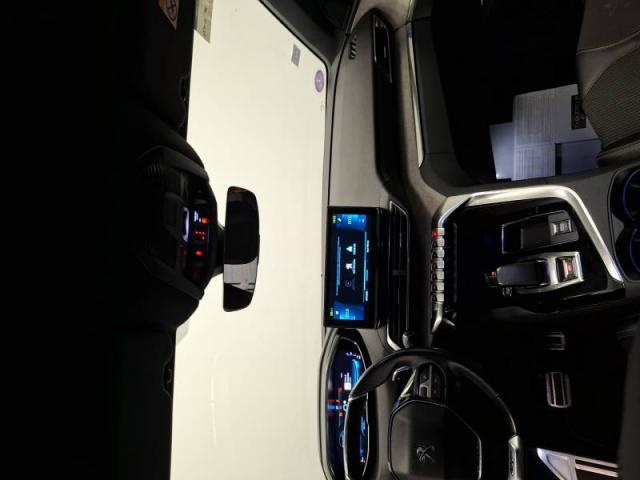 Peugeot 3008 image 7
